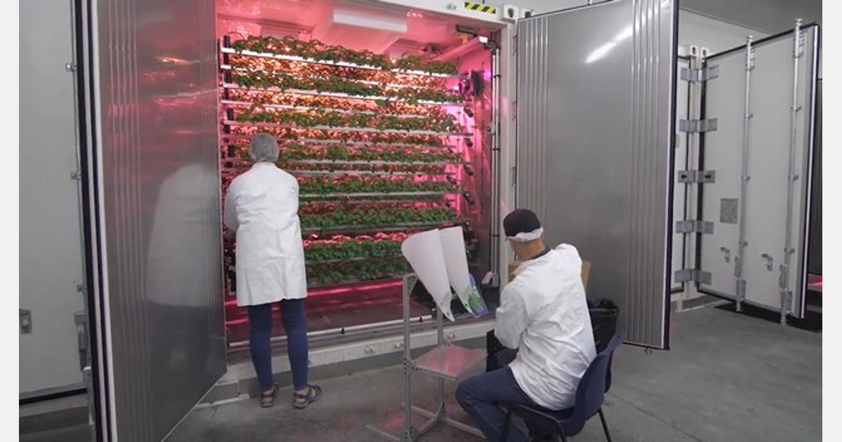 US (IN) Vertical Acres Farm officially launches