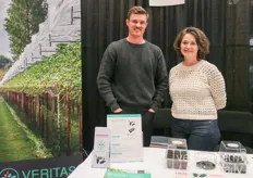 Scott Nelson and Jenna Lubet with Veritas Substrates showing their latest gelponics, which is a recyclable and compostable alternative for substrates
