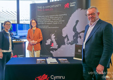 The Welsh Government came to Japan to share more about the numerous opportunities they offer for agtech companies. In the photo: Mrs. Miyazawa, Fuling Li and Edwart Burt. 