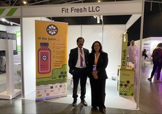 T.X. Borgio and Soundarya Raviraj introduced Fit Fresh’s fresh juice and local produce offerings, offering refreshing samples to attendees.