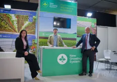 Ana Maria Navarro Miras, Guillermo Baquer Busse & Donald Gartland with NGS (New Growing System)